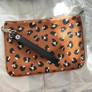 31- thirty one, wristlet